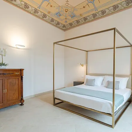 Apartment Palazzo Pupillo Fine By Dimore In Sicily Syracuse