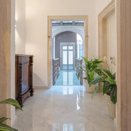Apartment Palazzo Pupillo Fine By Dimore In Sicily