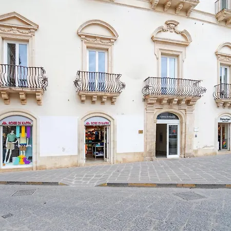 Palazzo Pupillo Fine By Dimore In Sicily Apartment Syracuse